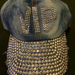 VIP dazzled hat